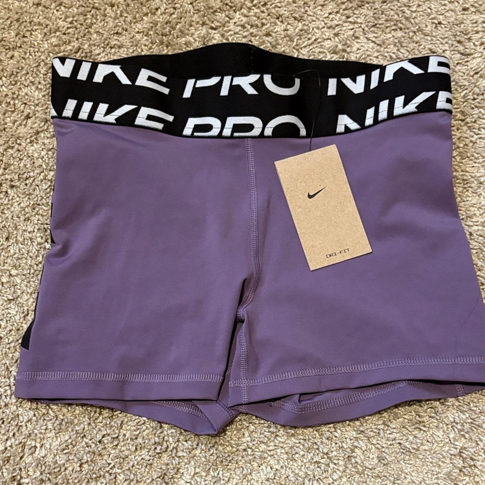 FINAL PRICE!!!! Medium Nike Women's Athletic Shorts in Purple and Black